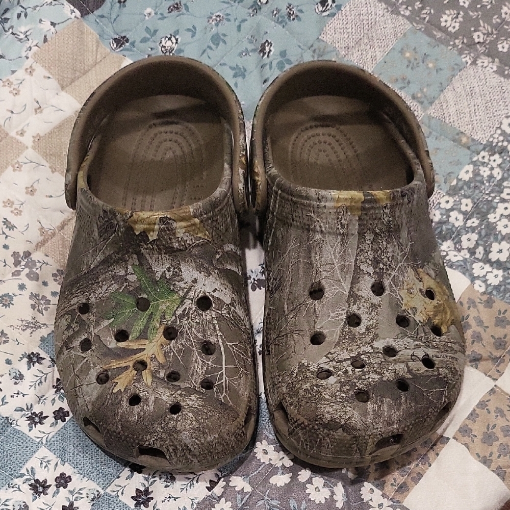 Camouflage Clogs